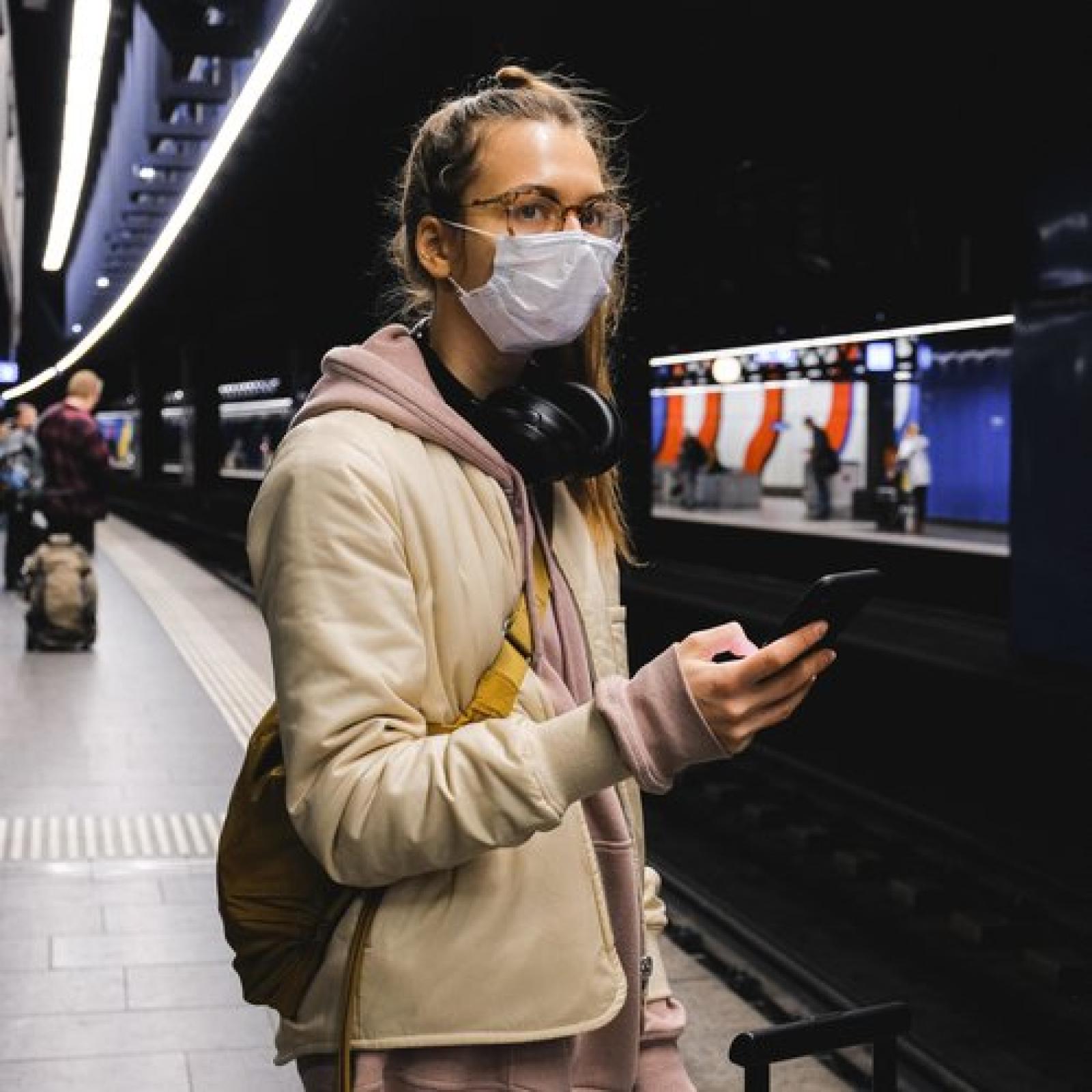 Women in mask